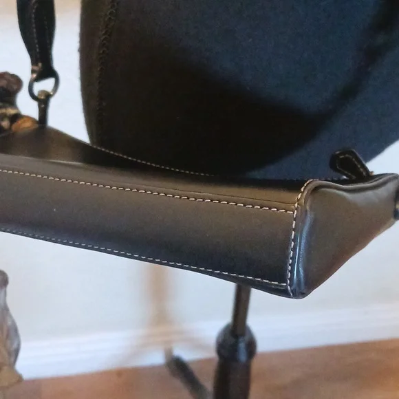 Coach Villians Crossbody Bag With Patches, Pouch And Villian Hankerchief - Picture 13 of 16